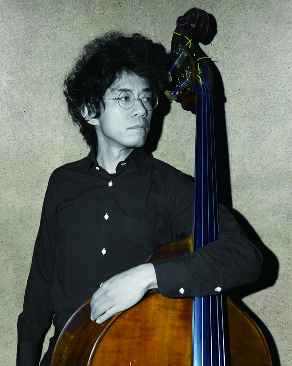 山本昌史さん（高53回）国際コントラバス奏者協会主催の作曲コンクール