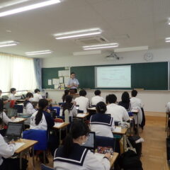 恒例の「ミニ大学」:道林克禎さん(高36回)