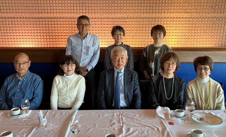 全員セカンドステージ　高28回同期会　　　　日比谷公園を眺めながらランチ会